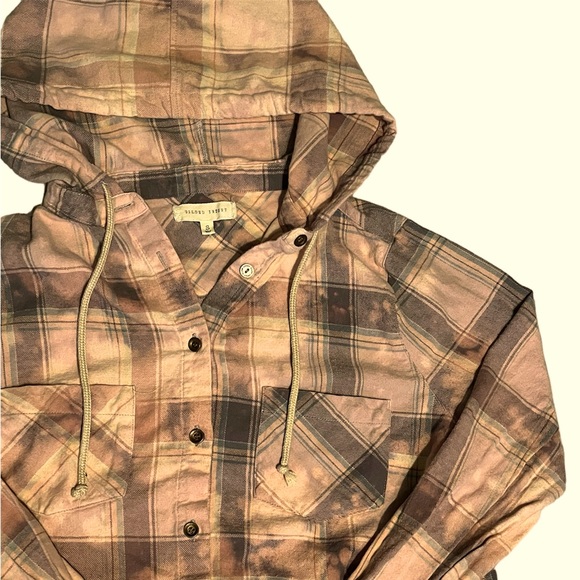 🩵Gilded Intent Women’s Flannel - Size Small - Picture 2 of 7